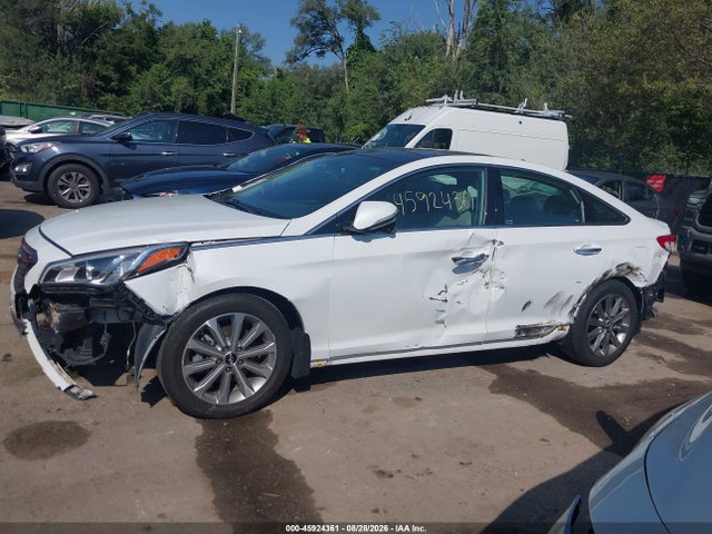 Продажа на аукционе авто 2016 Hyundai Sonata Limited, vin: 5NPE34AF8GH368284, номер лота: 45924361