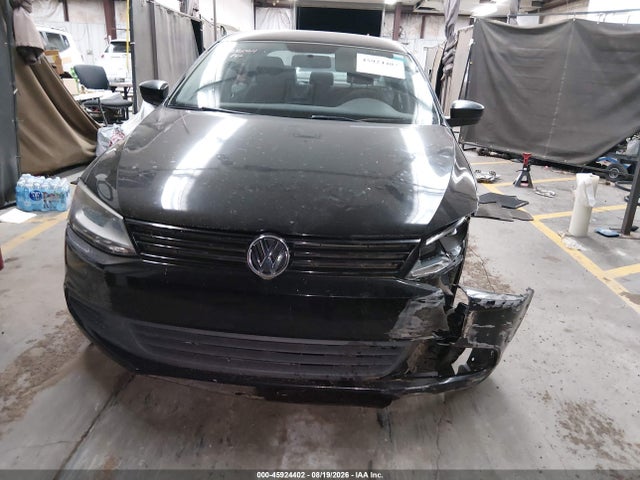 45924402 :رقم المزاد ، 3VW2K7AJ7DM382062 vin ، 2013 Volkswagen Jetta 2.0l S مزاد بيع