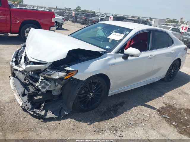 45924409 :رقم المزاد ، 4T1K31AK4MU550477 vin ، 2021 Toyota Camry Xse Hybrid مزاد بيع
