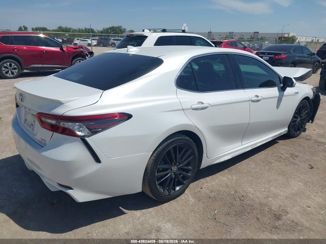 45924409 :رقم المزاد ، 4T1K31AK4MU550477 vin ، 2021 Toyota Camry Xse Hybrid مزاد بيع