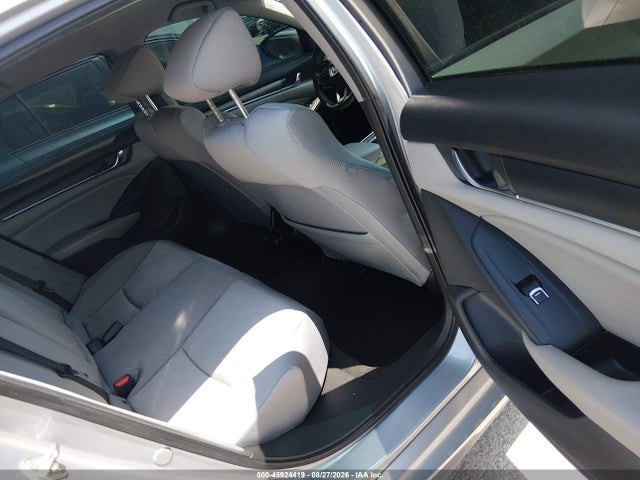 1HGCV1F12KA056833 Honda ACCORD LX