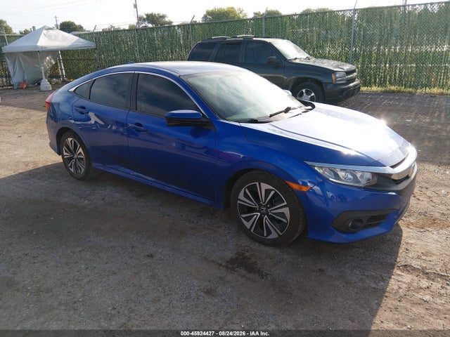 Продажа на аукционе авто 2018 Honda Civic Ex-t, vin: JHMFC1F33JX005547, номер лота: 45924427