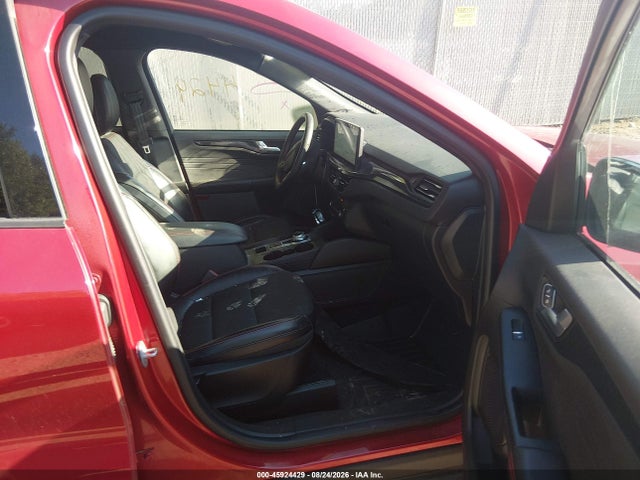 45924429 :رقم المزاد ، 1FMCU0MN7PUA52408 vin ، 2023 Ford Escape St-line مزاد بيع
