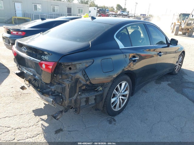 2015 Infiniti Q50 Premium/sport მანქანა იყიდება აუქციონზე, vin: JN1BV7AP5FM330042, აუქციონის ნომერი: 45924437