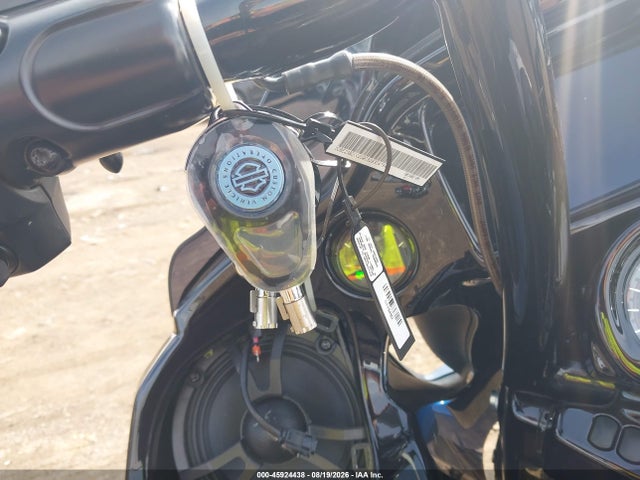 Harley-Davidson FLTRXSE 2019 1HD1TCL10KB959597 Image 11