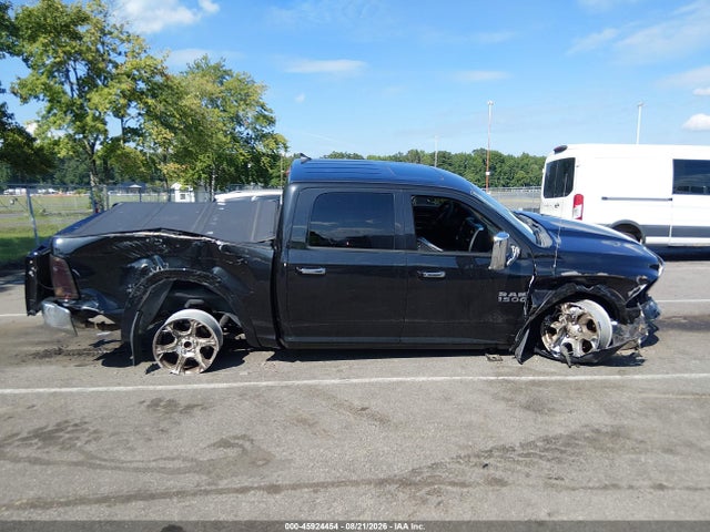 Aukcja sprzedaży 2017 Ram 1500 Laramie  4x4 5'7 Box, vin: 1C6RR7NT4HS614288, numer aukcji: 45924454