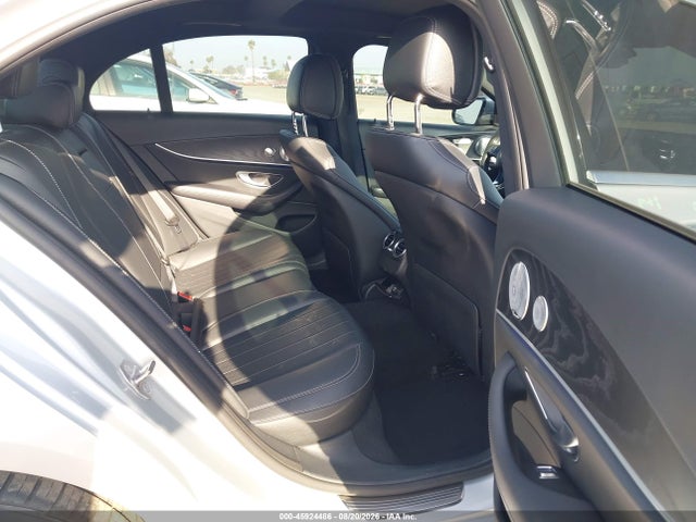 45924486 :رقم المزاد ، WDDZF4KB6HA170810 vin ، 2017 Mercedes-benz E 300 4matic مزاد بيع