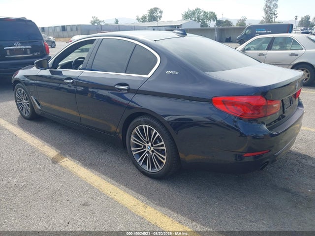 WBAJA9C53JB251563 BMW 530e Iperformance