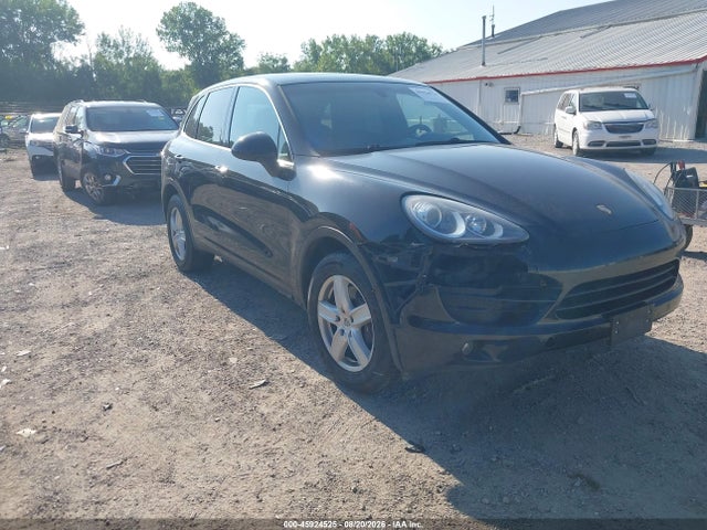 45924525 :رقم المزاد ، WP1AA2A21CLA12382 vin ، 2012 Porsche Cayenne مزاد بيع