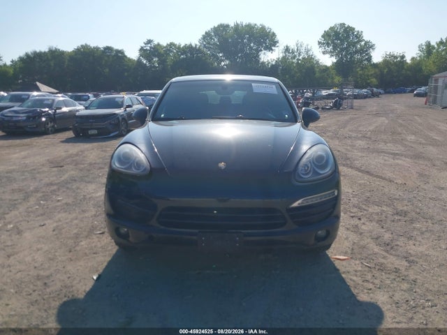 45924525 :رقم المزاد ، WP1AA2A21CLA12382 vin ، 2012 Porsche Cayenne مزاد بيع