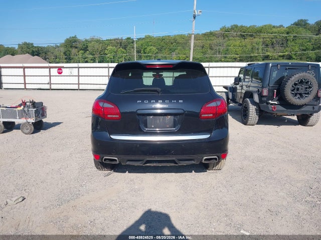 45924525 :رقم المزاد ، WP1AA2A21CLA12382 vin ، 2012 Porsche Cayenne مزاد بيع
