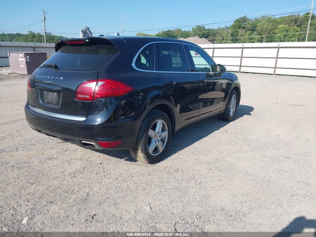45924525 :رقم المزاد ، WP1AA2A21CLA12382 vin ، 2012 Porsche Cayenne مزاد بيع