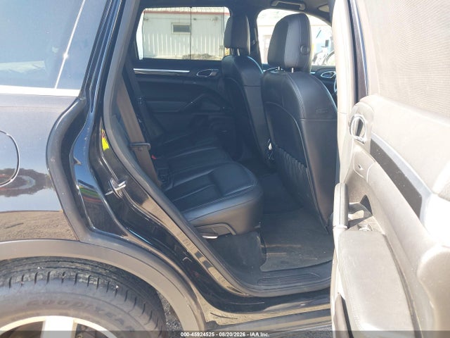 45924525 :رقم المزاد ، WP1AA2A21CLA12382 vin ، 2012 Porsche Cayenne مزاد بيع