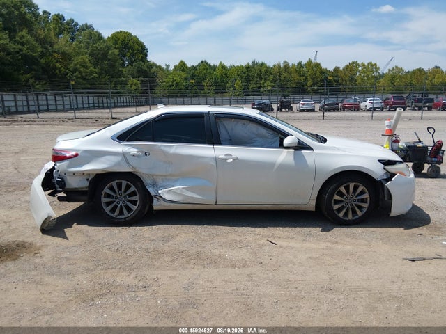 Aukcja sprzedaży 2017 Toyota Camry Xle V6, vin: 4T1BK1FKXHU585008, numer aukcji: 45924527