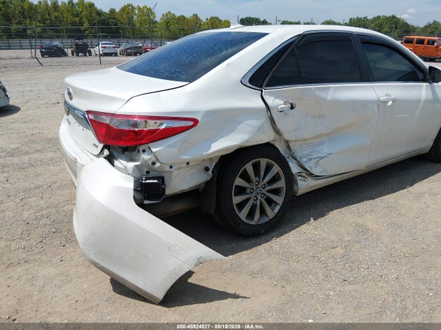 Aukcja sprzedaży 2017 Toyota Camry Xle V6, vin: 4T1BK1FKXHU585008, numer aukcji: 45924527