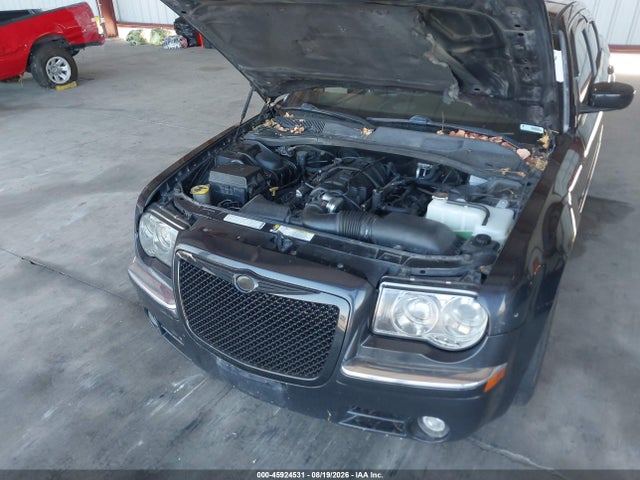 Продаж на аукціоні авто 2010 Chrysler 300c Hemi, vin: 2C3CA6CT8AH199898, номер лоту: 45924531