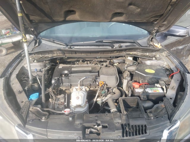 45924570 :رقم المزاد ، 1HGCR2F73FA047532 vin ، 2015 Honda Accord Ex مزاد بيع