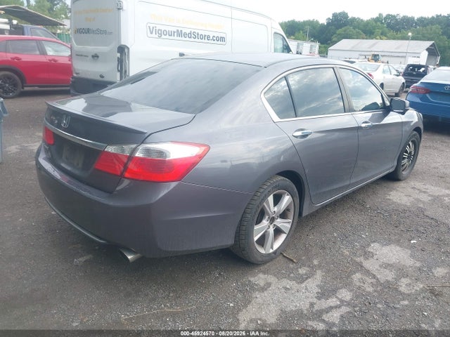 45924570 :رقم المزاد ، 1HGCR2F73FA047532 vin ، 2015 Honda Accord Ex مزاد بيع