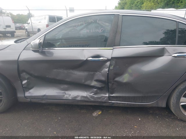 45924570 :رقم المزاد ، 1HGCR2F73FA047532 vin ، 2015 Honda Accord Ex مزاد بيع