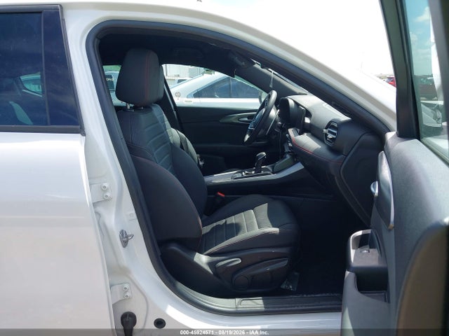 2024 Dodge Hornet R/t Eawd მანქანა იყიდება აუქციონზე, vin: ZACPDFCW2R3A26944, აუქციონის ნომერი: 45924571