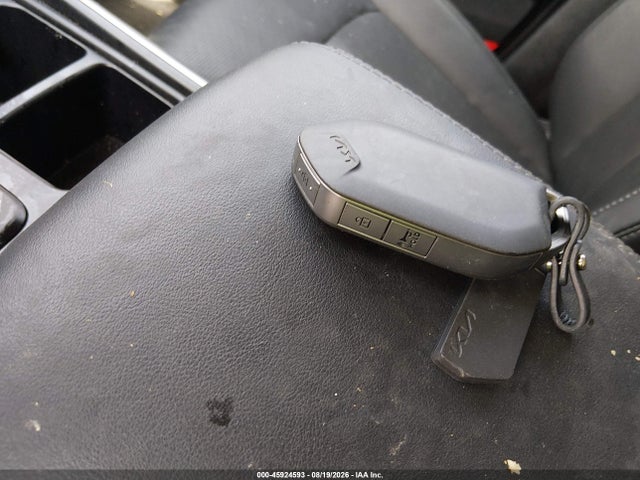 Продаж на аукціоні авто 2026 Kia Sorento S, vin: 5XYRL4JC2TG424633, номер лоту: 45924593