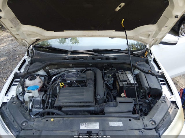 45924616 :رقم المزاد ، 3VWD67AJ3GM339372 vin ، 2016 Volkswagen Jetta 1.4t Se مزاد بيع