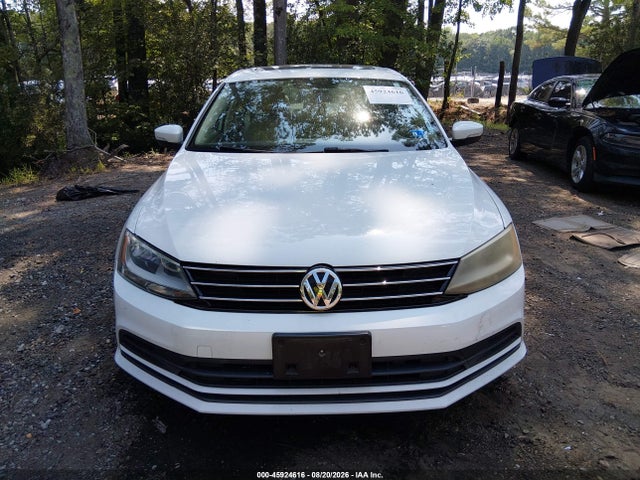 45924616 :رقم المزاد ، 3VWD67AJ3GM339372 vin ، 2016 Volkswagen Jetta 1.4t Se مزاد بيع