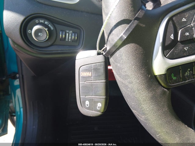 ZACNJABB3LPL50774 Jeep Renegade Latitude Fwd