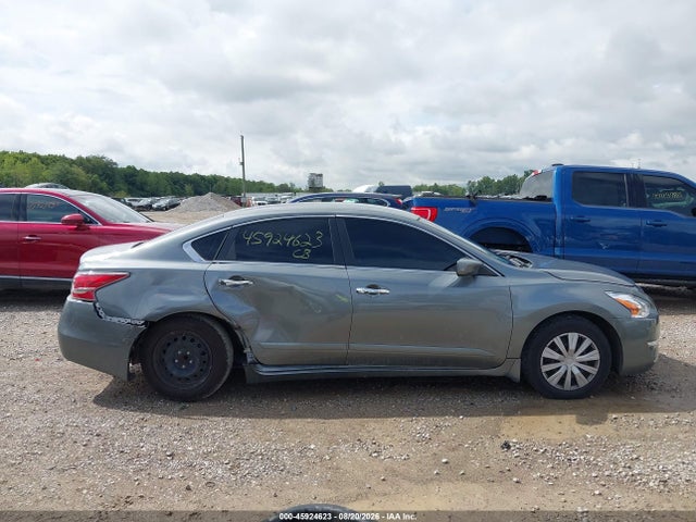 2015 Nissan Altima 2.5 S მანქანა იყიდება აუქციონზე, vin: 1N4AL3AP0FC455582, აუქციონის ნომერი: 45924623
