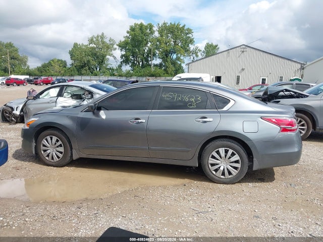 2015 Nissan Altima 2.5 S მანქანა იყიდება აუქციონზე, vin: 1N4AL3AP0FC455582, აუქციონის ნომერი: 45924623
