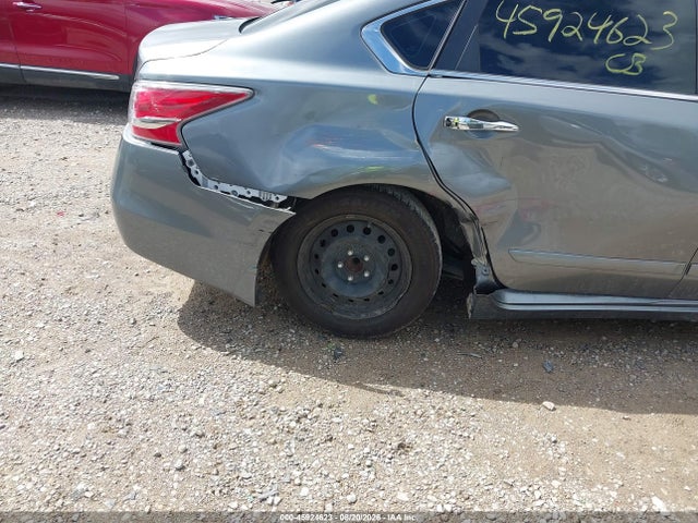 2015 Nissan Altima 2.5 S მანქანა იყიდება აუქციონზე, vin: 1N4AL3AP0FC455582, აუქციონის ნომერი: 45924623