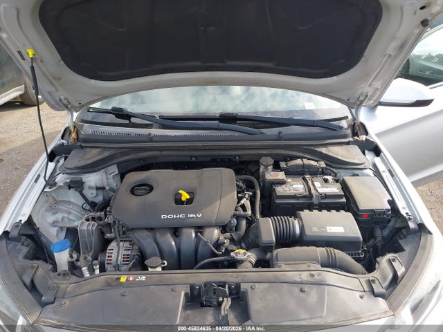 2017 Hyundai Elantra Se მანქანა იყიდება აუქციონზე, vin: 5NPD84LF6HH015456, აუქციონის ნომერი: 45924635