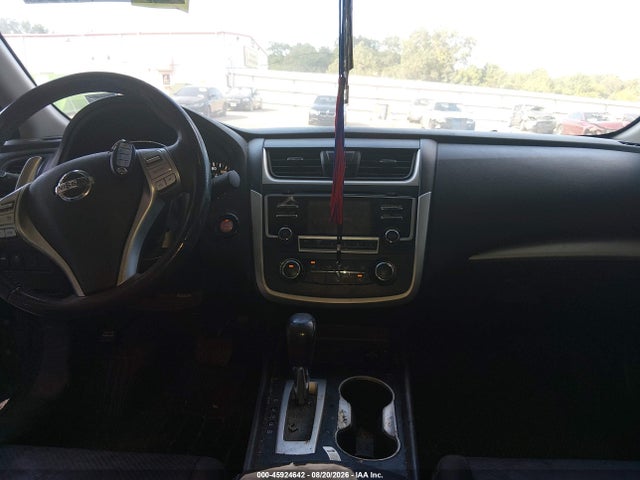 Продажа на аукционе авто 2016 Nissan Altima 2.5 Sr, vin: 1N4AL3AP7GC232831, номер лота: 45924642