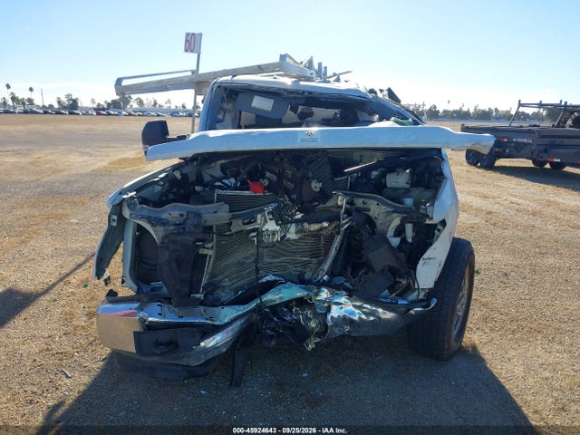 Ford F-350 Chassis Xl 2022 1FD8X3E6XNED47516 Image 11