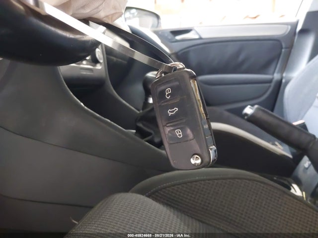 Продаж на аукціоні авто 2013 Volkswagen Golf 2.0l Tdi 4-door, vin: WVWNM7AJ3DW131470, номер лоту: 45924668