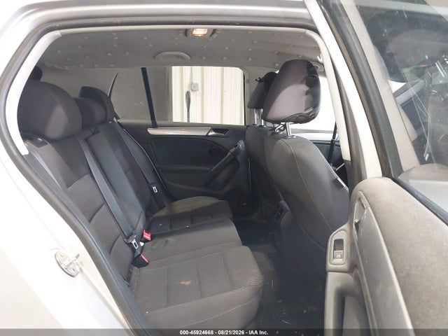 Продаж на аукціоні авто 2013 Volkswagen Golf 2.0l Tdi 4-door, vin: WVWNM7AJ3DW131470, номер лоту: 45924668