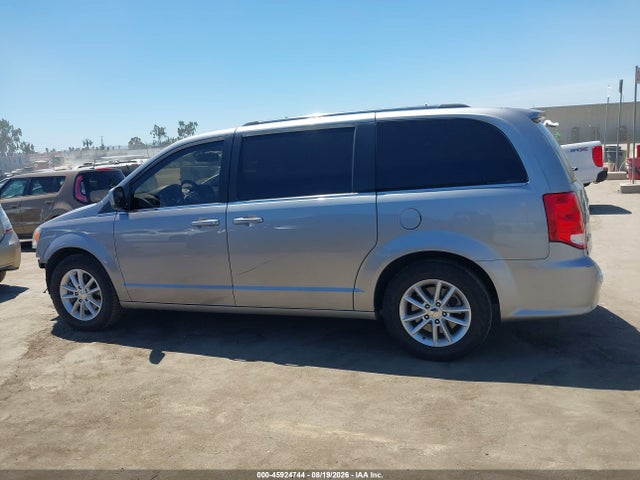 2C4RDGCG0JR265151 Dodge Grand Caravan Sxt
