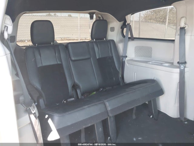 2C4RDGCG0JR265151 Dodge Grand Caravan Sxt