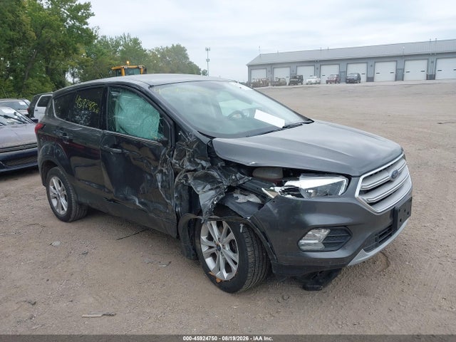 45924750 :رقم المزاد ، 1FMCU0GD2KUA14435 vin ، 2019 Ford Escape Se مزاد بيع