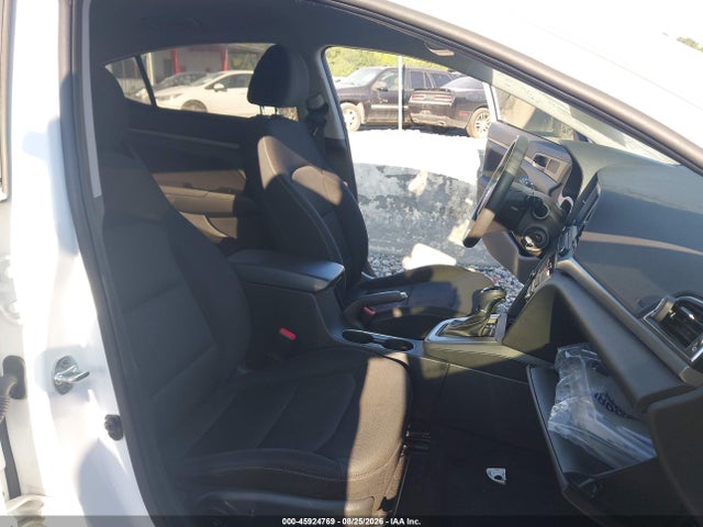 Aukcja sprzedaży 2018 Hyundai Elantra Sel, vin: 5NPD84LF1JH319171, numer aukcji: 45924769