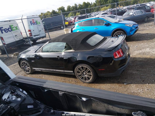 Продаж на аукціоні авто 2011 Ford Mustang Gt Premium, vin: 1ZVBP8FF7B5124431, номер лоту: 45924778