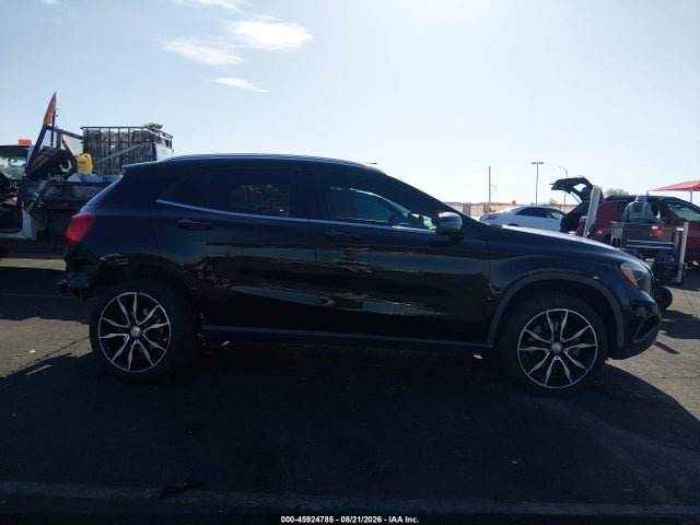 WDCTG4GB7HJ288526 Mercedes-Benz Gla 250 4matic