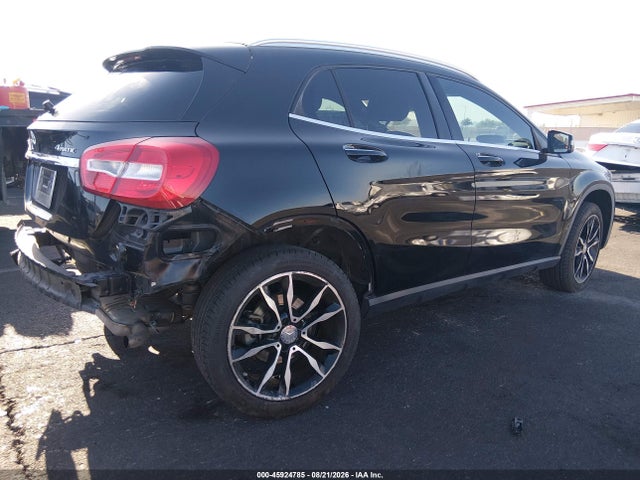 WDCTG4GB7HJ288526 Mercedes-Benz Gla 250 4matic