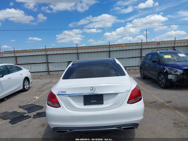 Aukcja sprzedaży 2018 Mercedes-benz C 300, vin: 55SWF4JB8JU276556, numer aukcji: 45924810