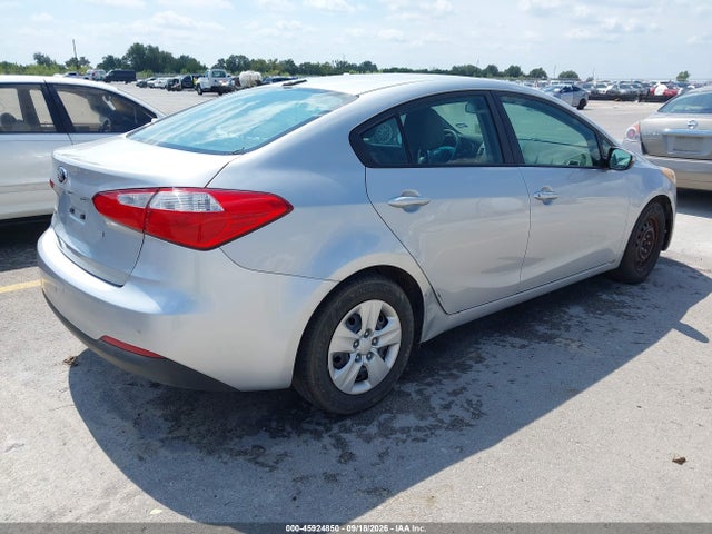 2015 Kia Forte Lx მანქანა იყიდება აუქციონზე, vin: KNAFK4A60F5401751, აუქციონის ნომერი: 45924850