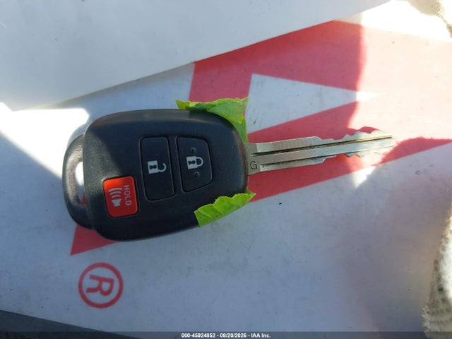 2013 Toyota Prius C Two მანქანა იყიდება აუქციონზე, vin: JTDKDTB39D1055908, აუქციონის ნომერი: 45924852