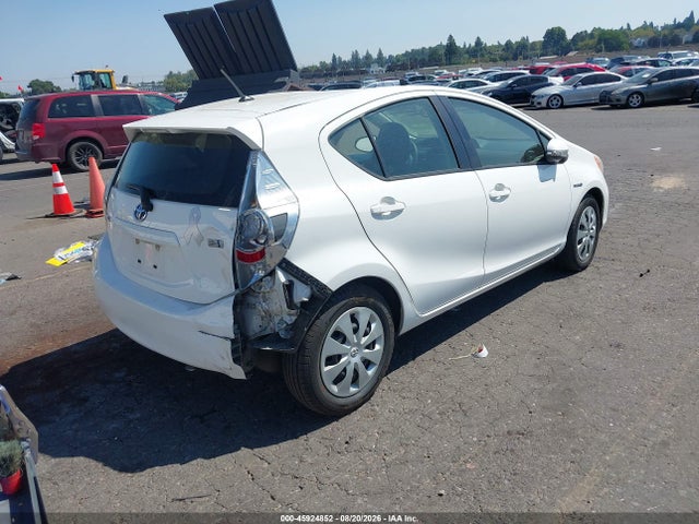 2013 Toyota Prius C Two მანქანა იყიდება აუქციონზე, vin: JTDKDTB39D1055908, აუქციონის ნომერი: 45924852