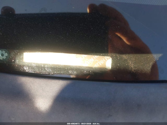 45924872 :رقم المزاد ، JHMZE2H39DS005872 vin ، 2013 Honda Insight مزاد بيع