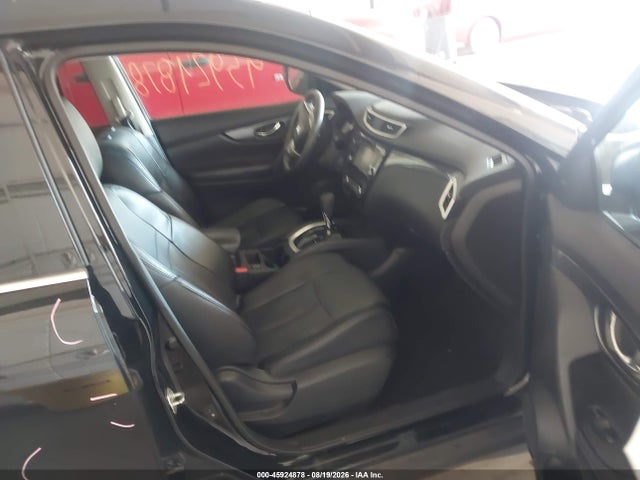 45924878 :رقم المزاد ، 5N1AT2MV4FC879048 vin ، 2015 Nissan Rogue Sl مزاد بيع