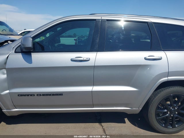 45924907 :رقم المزاد ، 1C4RJEAG8JC288802 vin ، 2018 Jeep Grand Cherokee Altitude 4x2 مزاد بيع
